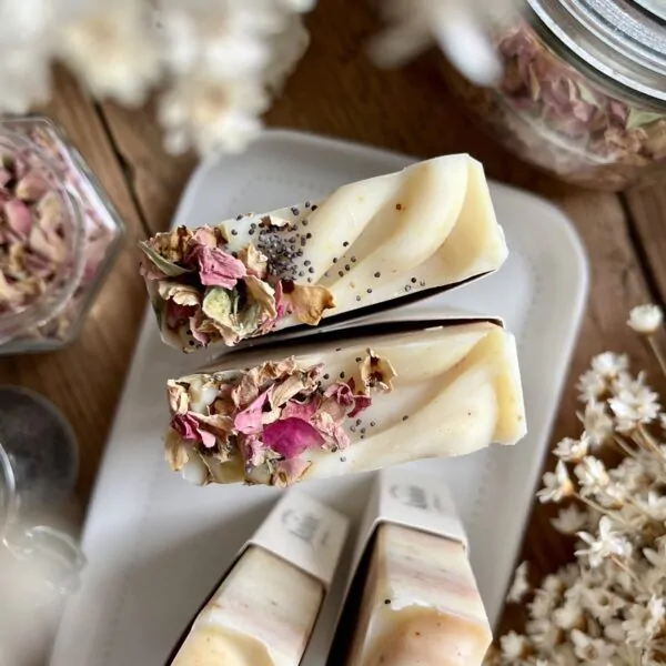 صابون رُز و بابونه چِرو